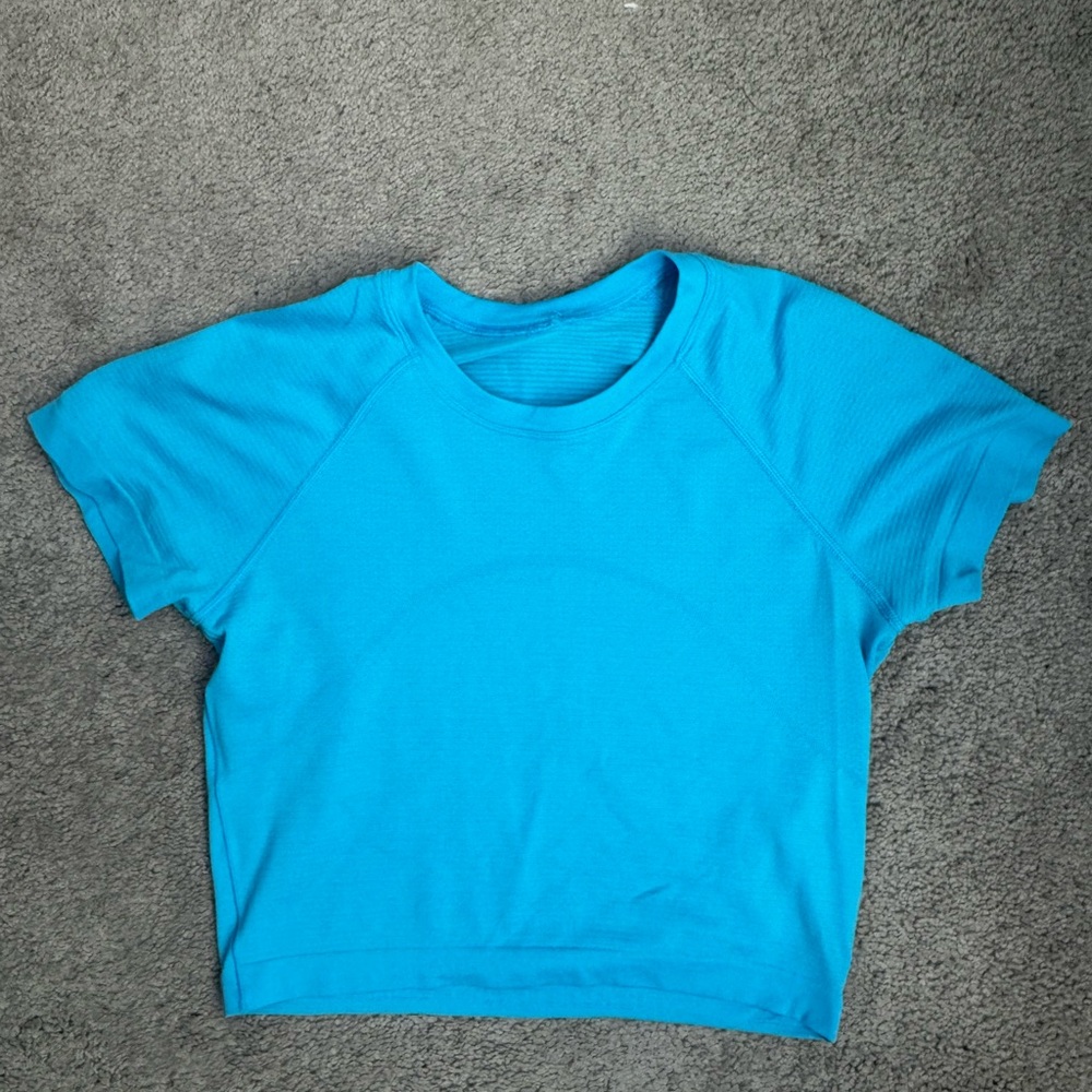 Lululemon Swiftly Tech Short Sleeve Crop Top Blue sz 6
